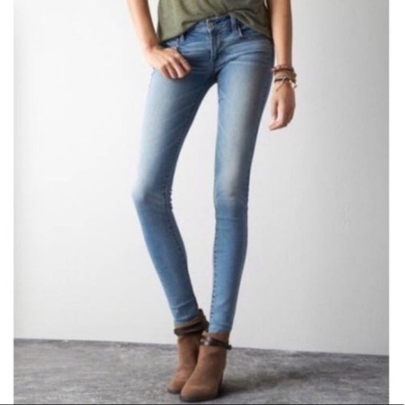 American Eagle Outfitters Denim - American Eagle Superstretch Light Wash Jegging | 6